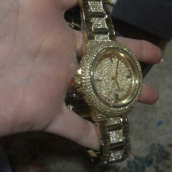 Authentic Michael Kors watch - Picture 3 of 5